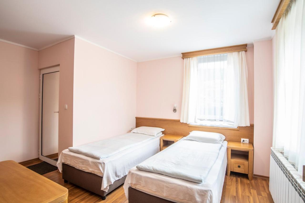 Guest House Roden Dom Копривштиця Екстер'єр фото