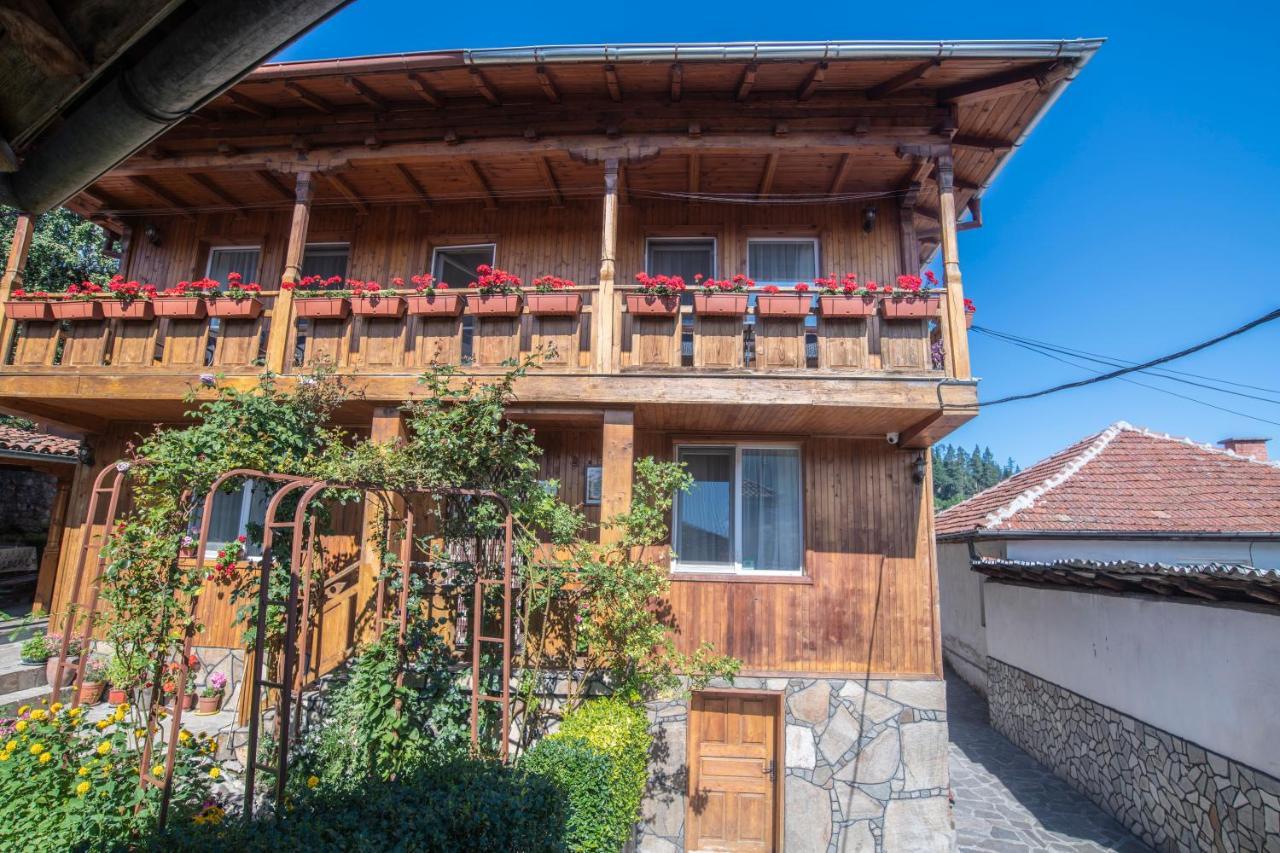 Guest House Roden Dom Копривштиця Екстер'єр фото